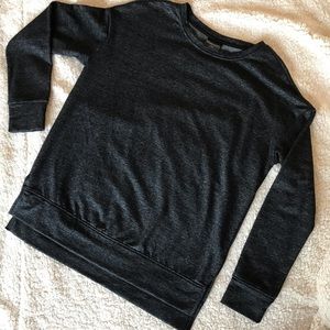Gray 32 Degrees crewneck sweater